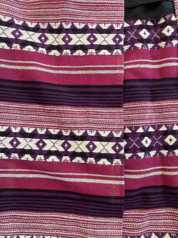 Vintage 1970s purple, pink, & black woven open fr… - image 8