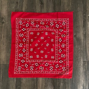 Vintage 1950s red, black, & white circular print bandana / scarf square / handkerchief