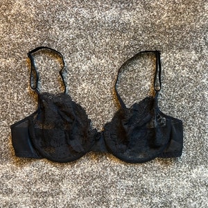 Vintage Bra From Japan size 12B Aus & 34B UK/US, D75 Japan 