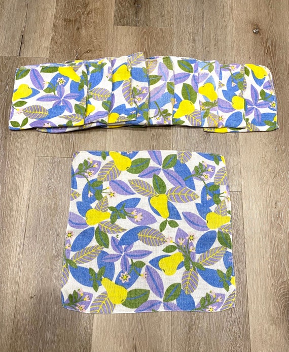 Vintage 1960s Novelty Pastel Floral, Pear, and Leaf Print Napkin  display picture 1