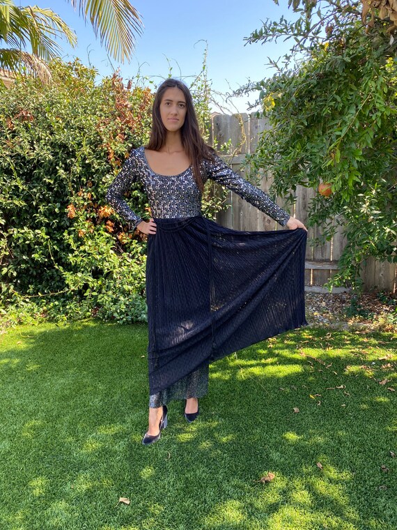 Vintage 1970s 'Mystical Metallics' black & silver