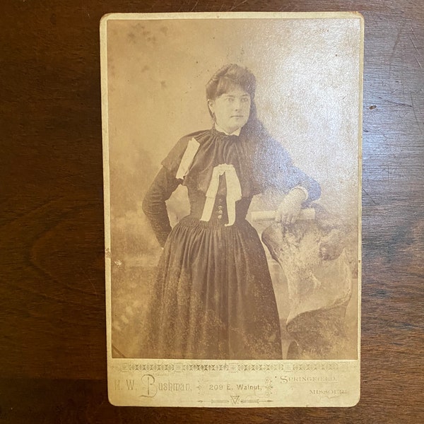 Antique 1880s 1890s victorian cabinet card photograph in sepia