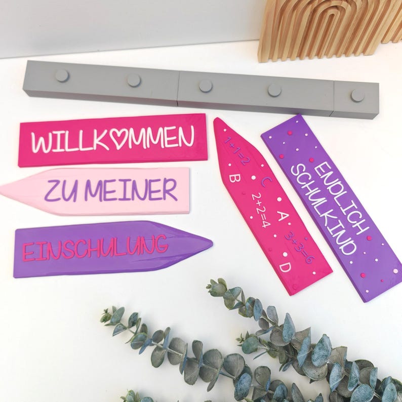 Deko Einschulung, Endlich Schulkind, Schulanfang Deko. Wegweiser als Deko für die Einschulungsfeier, in Pink/Lila oder Blau/Grün. Willkommen zu meiner Einschulung, Endlich Schulkind
