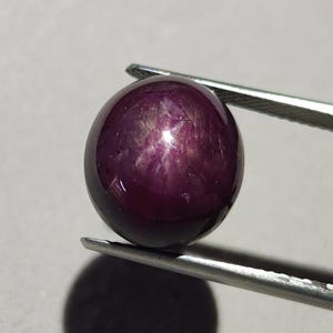 天然レッドスタールビー 未処理カボション 14.80カラット 13x11.5x8.6mm ルースジェムストーン AA品質