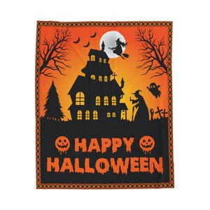 Halloween Velveteen Plush Blanket - Cozy Fall Decor, Spooky Gift, Festival Throw, Home Comfort