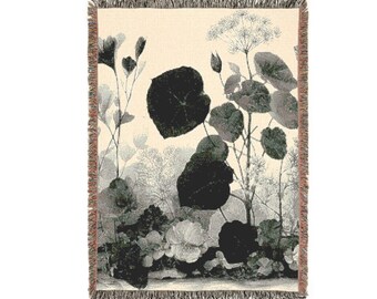 Botanische geweven deken | Cottagecore groen blad en bloemdessin