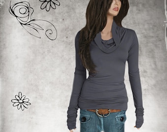 Women cowl neck: extra long sleeves