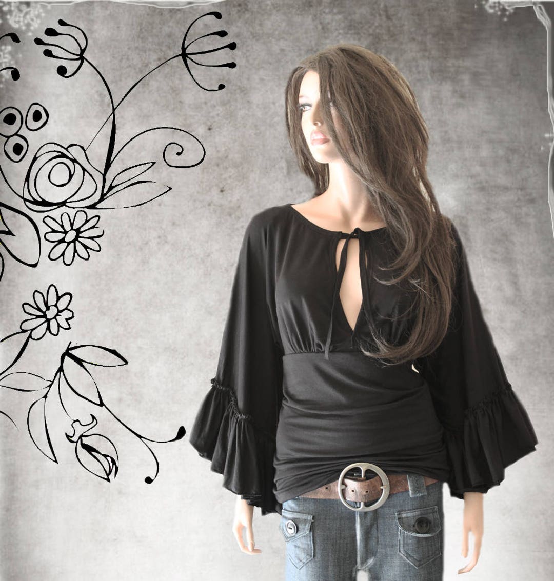 KEYHOLE STRAPLESS TOP WITH FRONT TIE