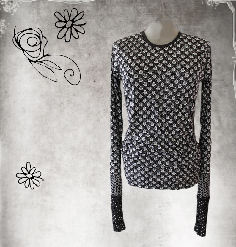 polka dot cuff Extra long sleeve office wear woman crew neck Black floral top