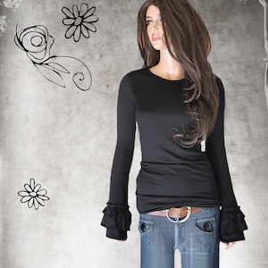 Woman flare sleeve top, crew neck, woman black knit, dressy office wear, Tratgirl