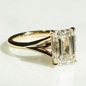 Solitaire Emerald Cut Moissanite Engagement Ring, Elongated Emerald Diamond Wedding Ring, Solid Gold Split Shank Ring, Anniversary Gift