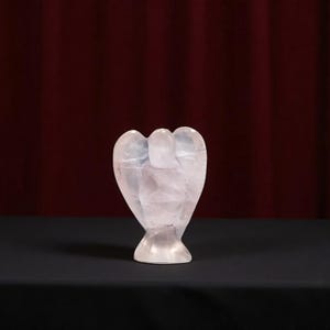 Rose Quartz Angel – Remembrance & Comfort in Times of Grief