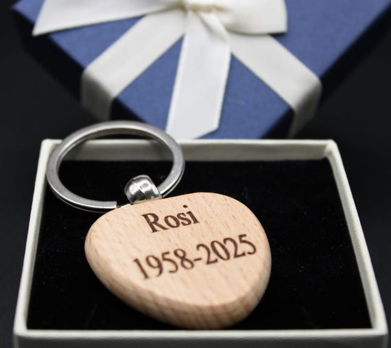 Wooden keychain, mourning pendant, memory, memorial jewelry, engraving, keepsake, personalized, gift, mourning