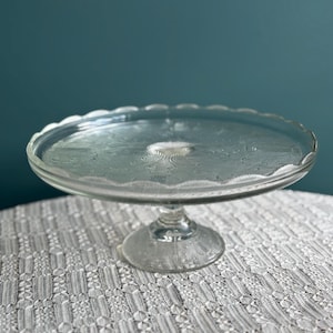 Vintage Jeannette Harp Pattern Footed Cake Plate