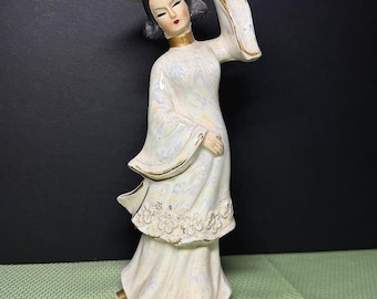 Porzellan Geisha Tänzerin