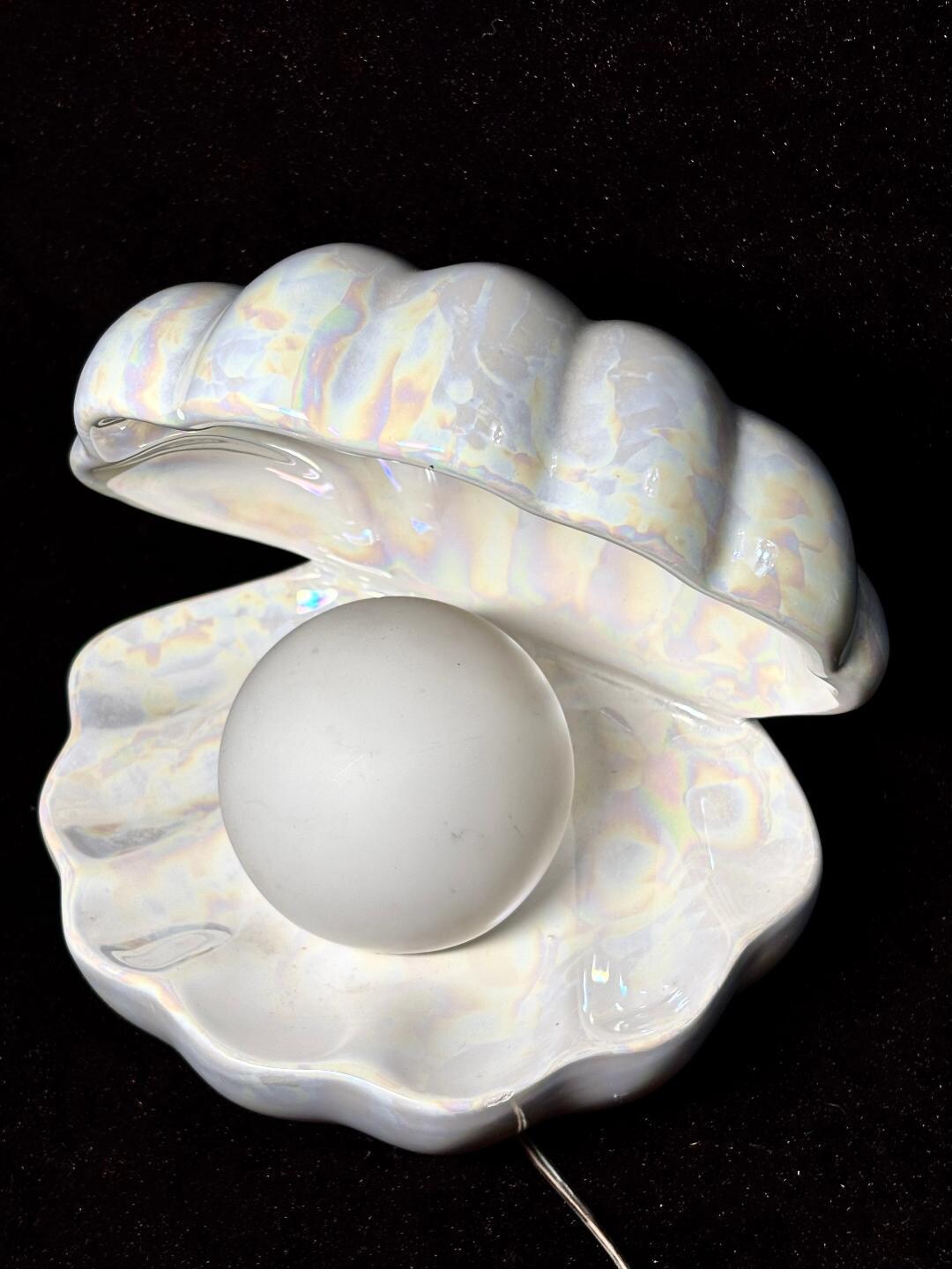 Pearl Clamshell Oscillating Deep Sea Pearl Nightlamp (battery Operated ...