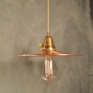 Industrie Beleuchtung VIntage Hängeleuchte mit Flachen Kupferschirm Maschinenalter Minimalistische Bare Bulb Pendellampe Steampunk Hängender Swag Bild 1