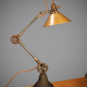 Vintage Industrial Desk Lamp - Machine Age Task Light - Cast Iron - Steampunk