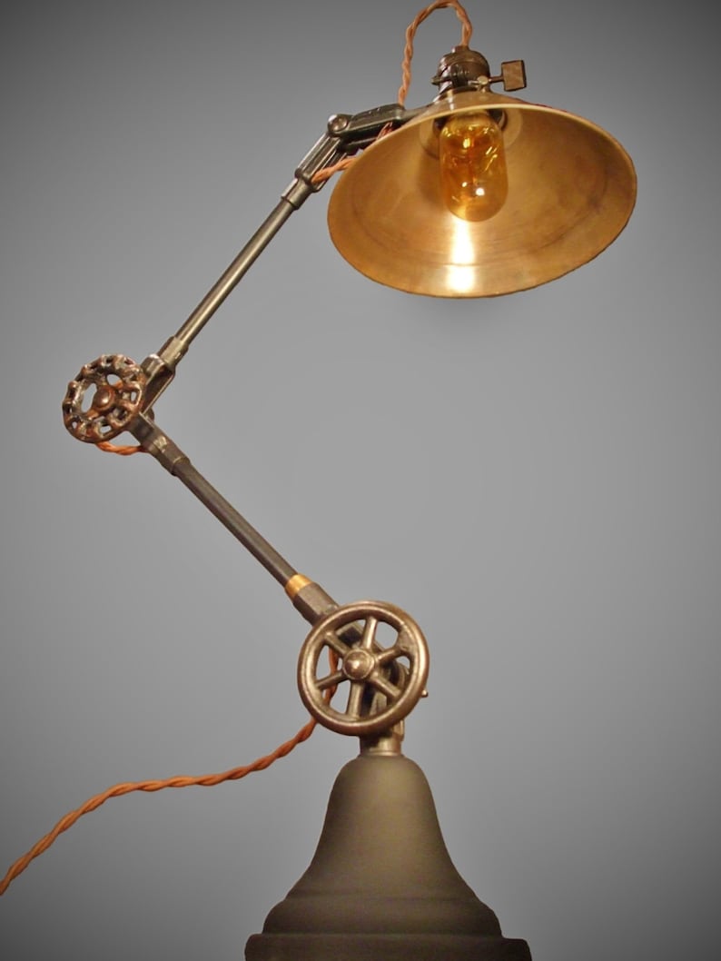 DWVintage Desk Lamp