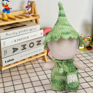 Crochet 17cm Doll Outfit – 2 Styles to Choose From | Handmade Overall Magic Hat & Bag Set | Doll Clothes for Display, Gift, Collectors