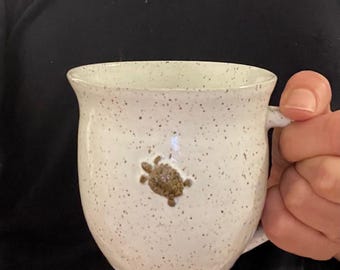 Turtle mug ceramics/pottery