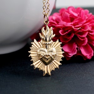 Gold Sacred Heart Necklace, Heart Necklace catholic faith religious gift medieval flaming heart with thorns charm pendant jewelry