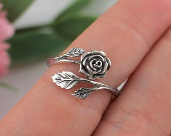 Rose Ring in sterling silver, Rose Rings for Women, Flower Ring, Floral Ring, Adjustable Ring, Leaf Ring, Rose Jewelry, dainty ring