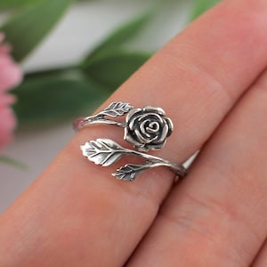 Rose Ring in sterling silver, Rose Rings for Women, Flower Ring, Floral Ring, Adjustable Ring, Leaf Ring, Rose Jewelry, dainty ring