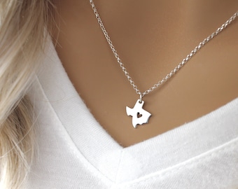 Texas heart necklace in sterling silver, Texas jewelry, Dainty Texas state necklace, Texas charm, I love Texas, Lone Star state