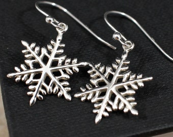 Sterling Silver Snowflake Earrings, Snowflake Jewelry, Winter Wedding Earrings, Winter Earrings, Holiday Earrings, Christmas Earrings