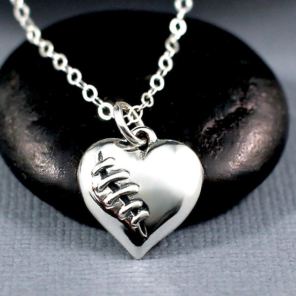 CRASH HEART NECKLACE