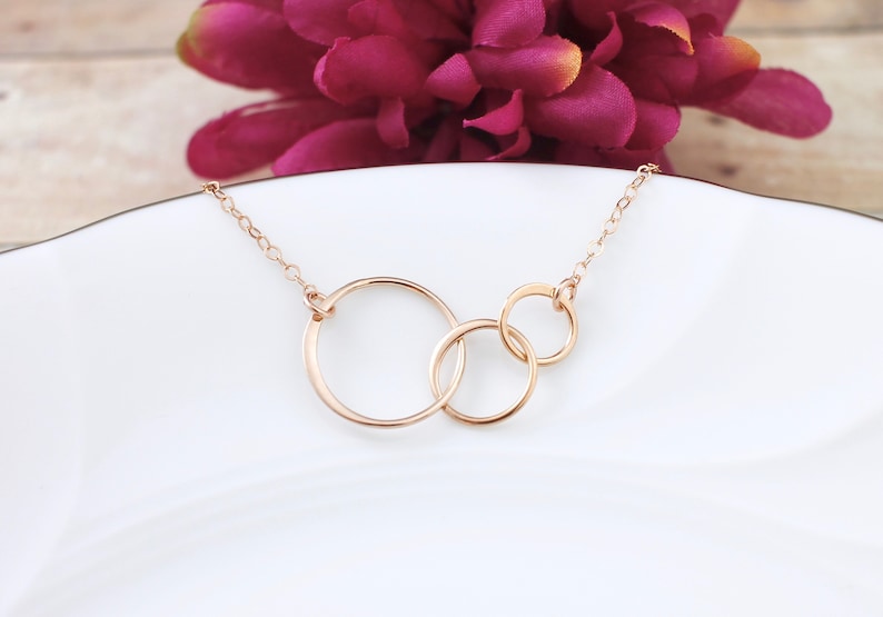 Three Generations Necklace Eternity Circle Necklace Three Circle Necklace Rose Gold 3 Sisters Three Entwined Circles 3 Circle Necklace