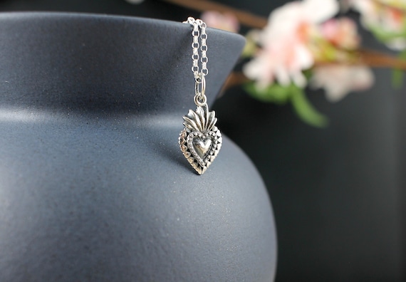 Sterling Silver Sacred Heart Necklace catholic faith religious milagro charm pendant dainty minimalist simple delicate everyday jewelry gift