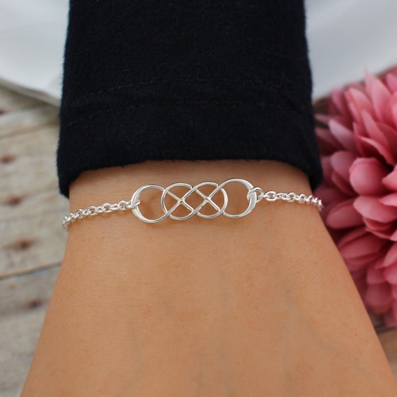 Buy Matching BEST Friend Bracelet for 2, Silver Infinity Bracelet, Friendship  Bracelet, Best Friend Birthday Gifts for Her, Moving Away Gift Online in  India - Etsy