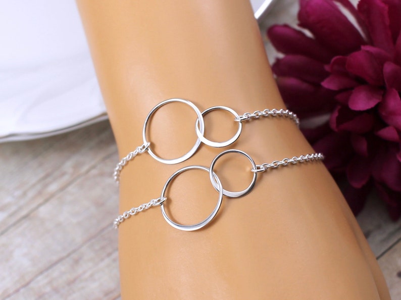sister circle bracelet