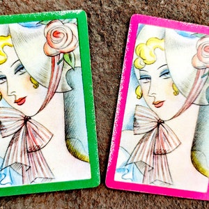DEMURE YOUNG LADIES (2) Vintage Single Tausch Spielkarten Papier Ephemera