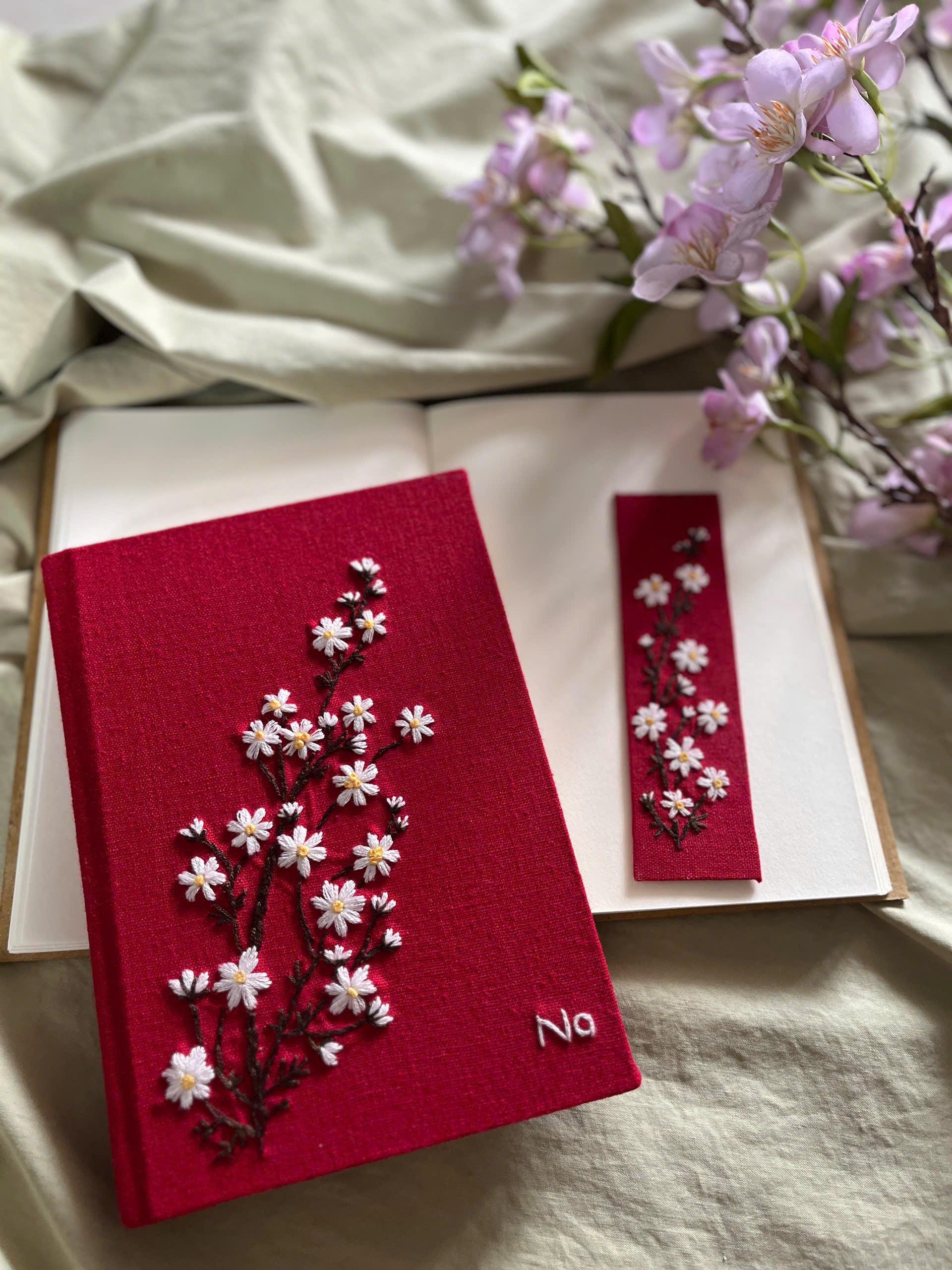 Personalized Embroidered Notebook & Bookmark Gift Set: Floral A5 ...