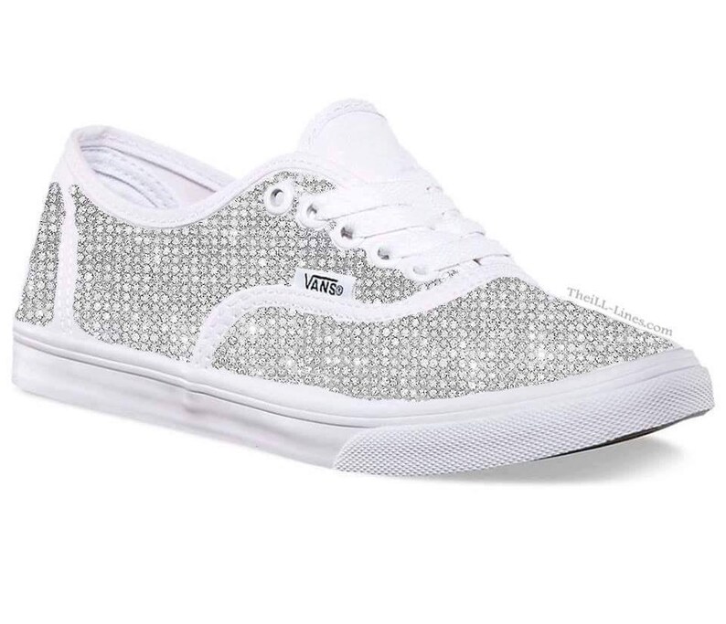 vans authentic lo pro true white