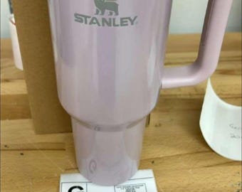 Stanley Quencher H2.0 FlowState Tumbler / 40oz / Color: Aster