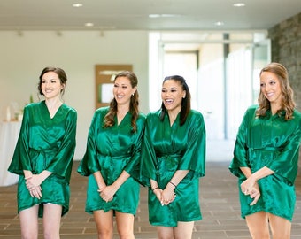 Custom silk satin robes, bridesmaid silk robes, Kimono Robes, Personalized Robes, Hunter Green robes, emerald green robes, kelly green robes