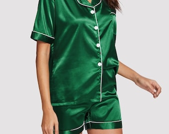 P4 - Custom Made Silk Satin Pajamas for Women – Bridesmaid Pajamas, Pants & Shirt Sets – Personalized Sleepwear, PJs, Perfect Gift