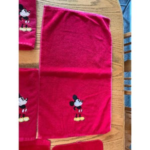 Vintage Mickey Mouse Red Bath Towel Set 9 Piece Disney Embroidered Cotton Terry image 7
