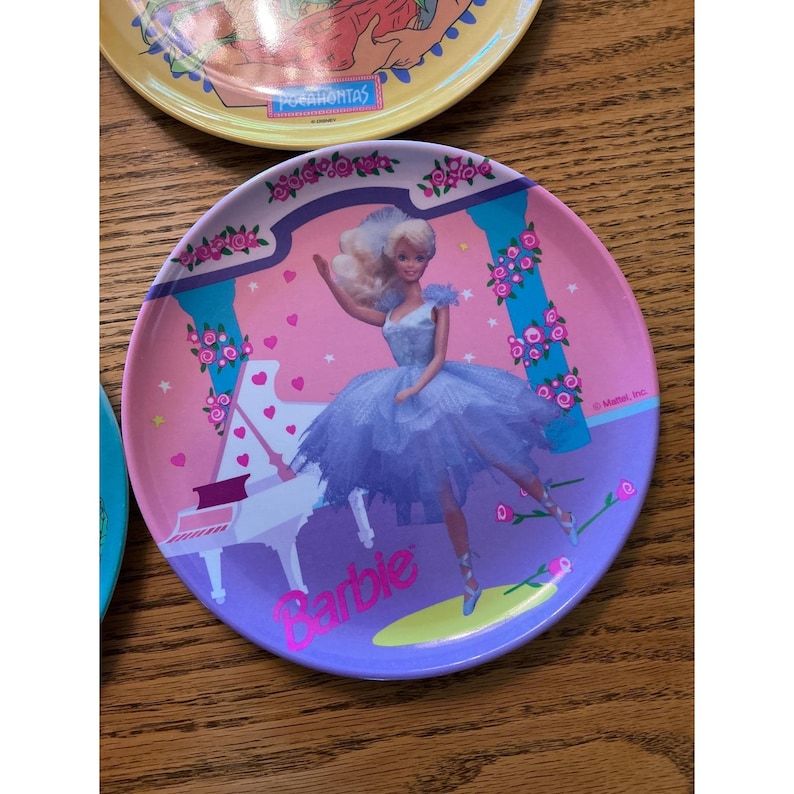 Vintage Zak Designs Disney kleine zeemeermin Pocahontas Barbie melamine bordenset 4 afbeelding 4