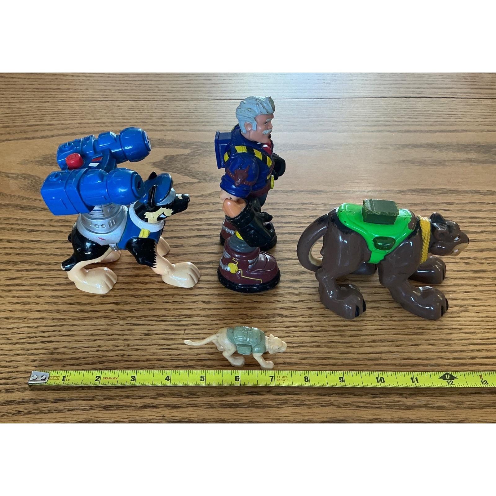 Fisher Price Rescue Heroes Billy Blazes Figure and Rescue Dog