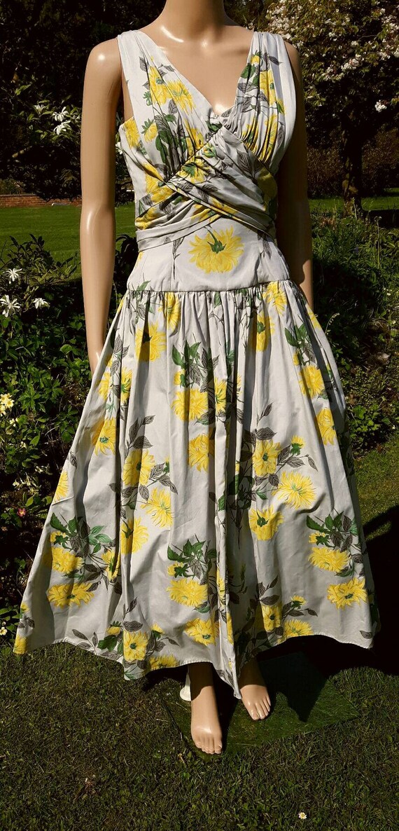 1950s Original Horrockses Floral Dress Grey and Ye