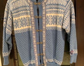 Vintage Scandinavian Cardigan Fairisle Blue and White Virgin Wool  Chest 40 Inches as new