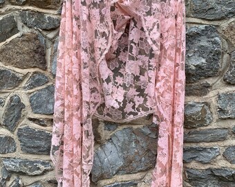 Vintage 1930s Pink Lace Shawl