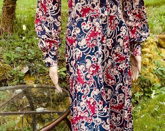 1970s California Maxi Dress Long Cuffed Sleeves large Collar and half sashes with half Circle skirt 36 inch (91 cms) Chest Multi coloured.