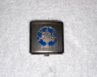 Vintage Cara Nome Langlois New York Silver Floral With Blue Makeup Compact