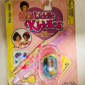 1999 Uneeda Little Kiddle Strap On Bracelet With African American Doll New In Unopened Package
